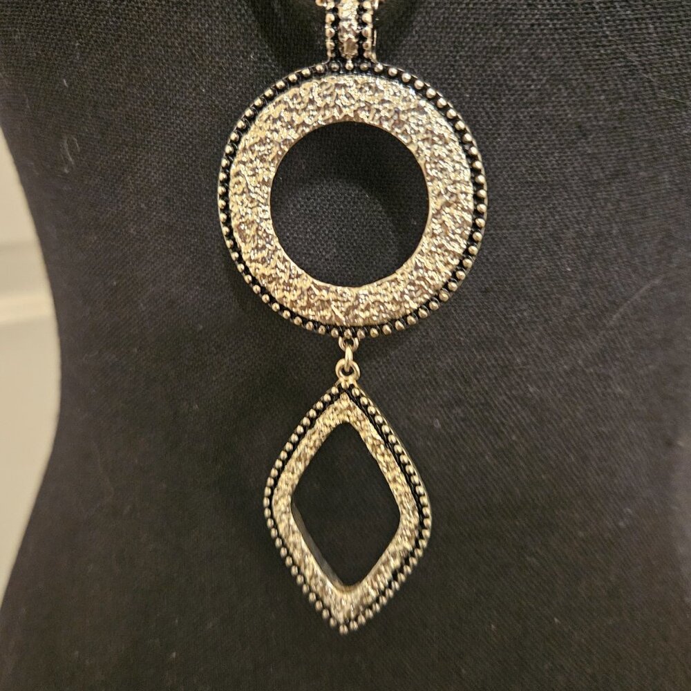 Erica Lyons Silver-Toned Necklace - 20" Length - Picture 3 of 12
